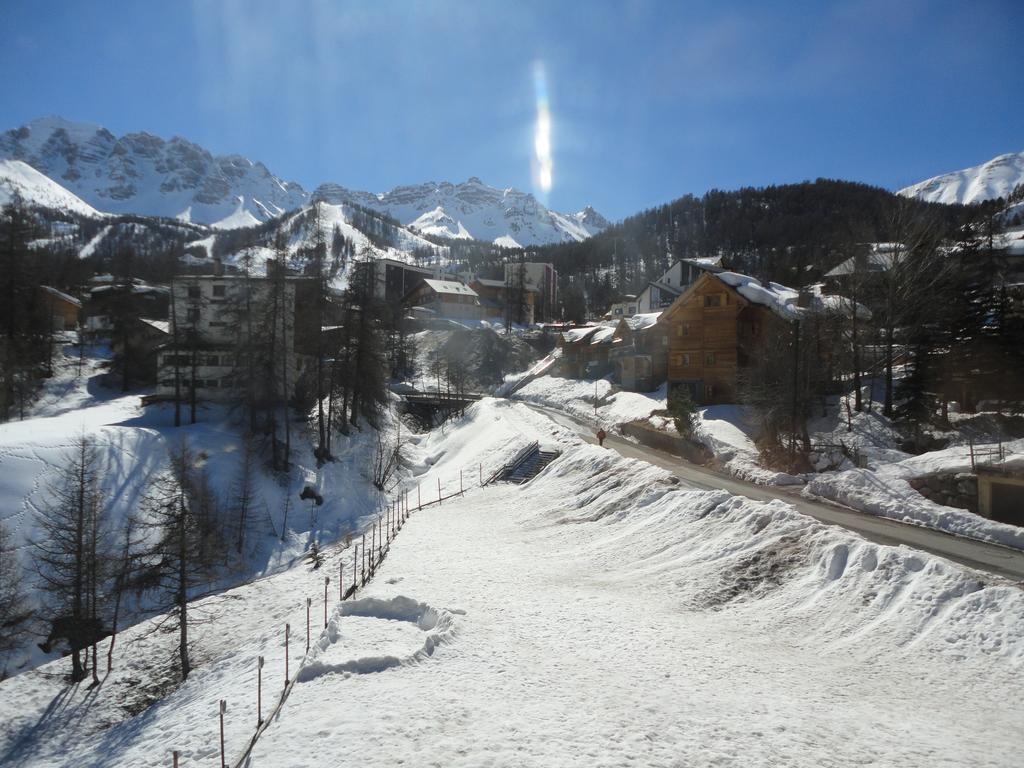 Les Carlines Hotel Vars  Buitenkant foto