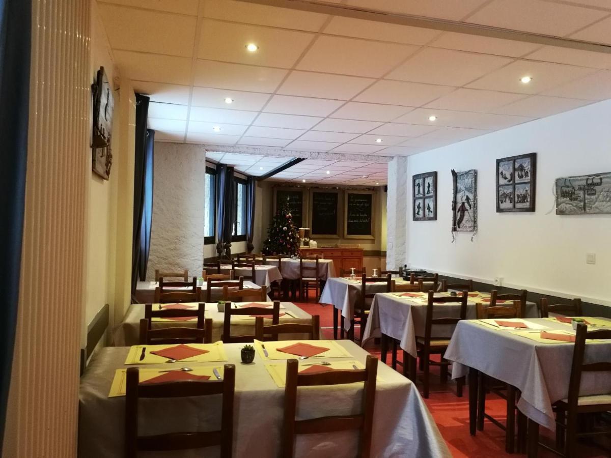 Les Carlines Hotel Vars  Buitenkant foto